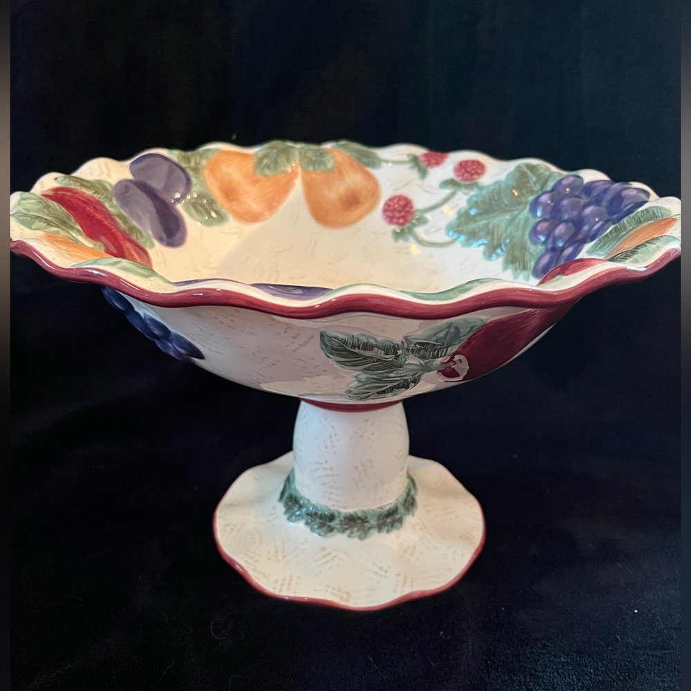 Vintage Napa Valley by Nobel Excellence fruit bowl stand